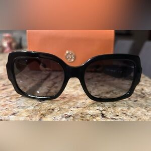 Black Tory Burch sunglasses